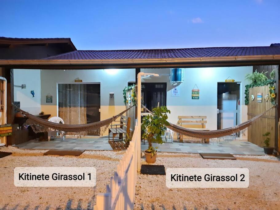 Kitinete Girassol 1 - Penha Sc - Beto Carrero Villa Dış mekan fotoğraf